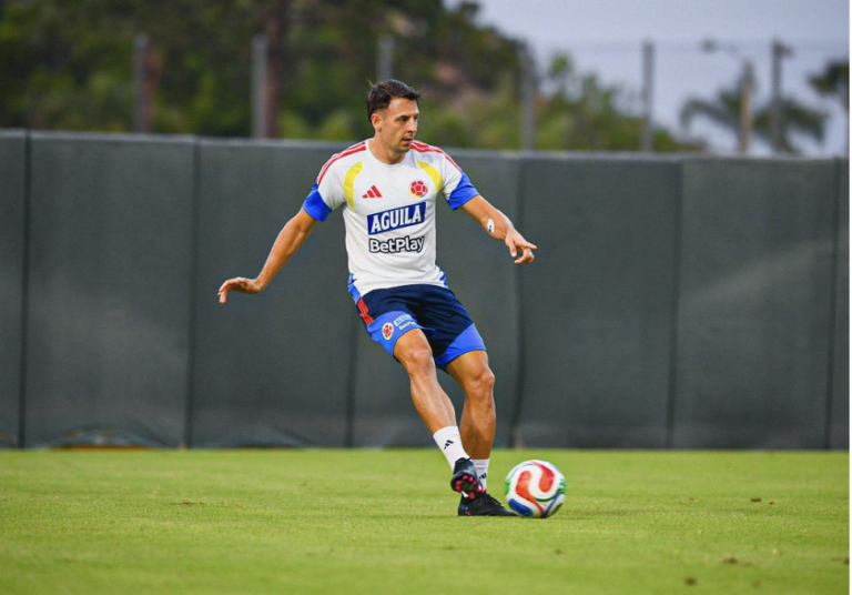 Santiago Arias previo al duelo con Francia: "Sea cual sea el rival que tendremos, la intención es ganar"